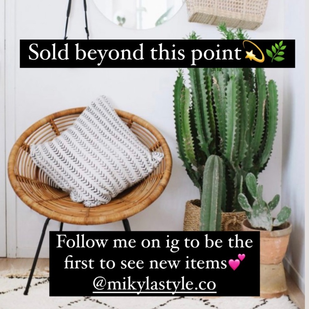 SOLD💫
